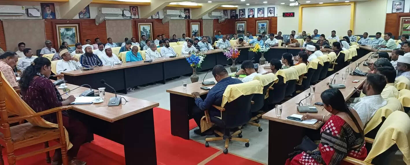 Bhubaneswar Faces Aftermath of Heavy Rain: Uprooted Trees and Bakrid Preparations