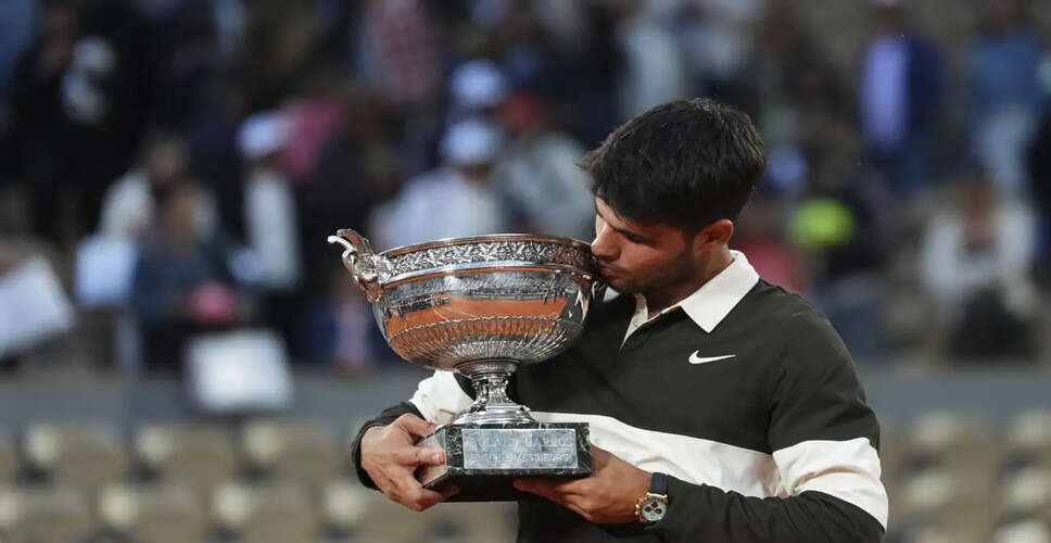 Carlos Alcaraz Withdraws from 2026 French Open Due to Injury