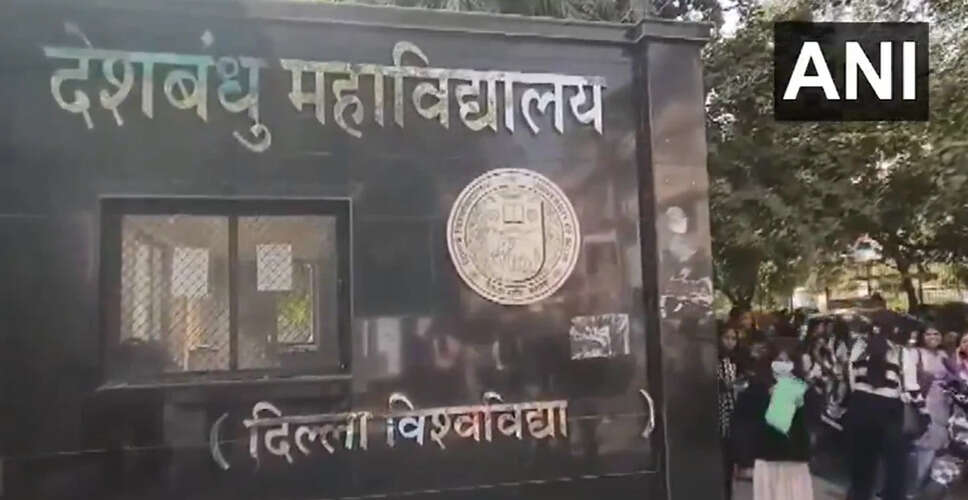 Bomb Threats Prompt Evacuation at Delhi University Colleges