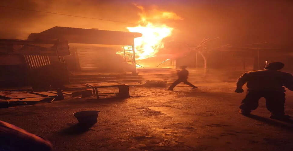 Massive Blaze Destroys 200 Shops in Kolkata Market