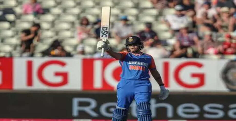 Shafali Verma Re-enters Top 10 in ICC Women’s T20I Rankings