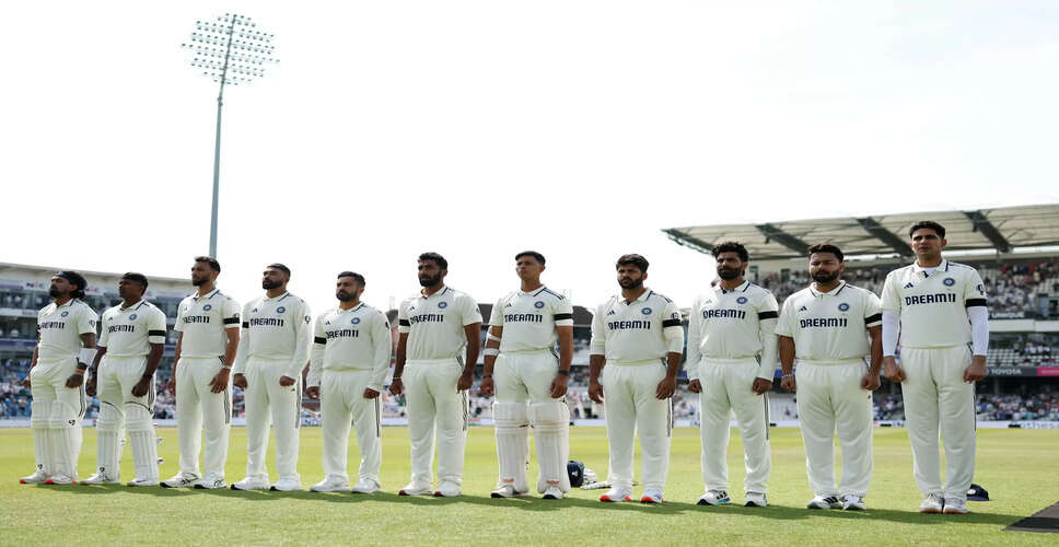 Tribute to Ahmedabad Plane Crash Victims by England and India Players