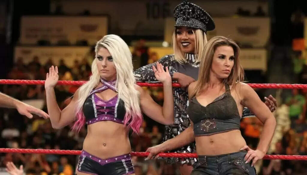 WWE Evolution 2025: Anticipation Builds for All-Women's Event