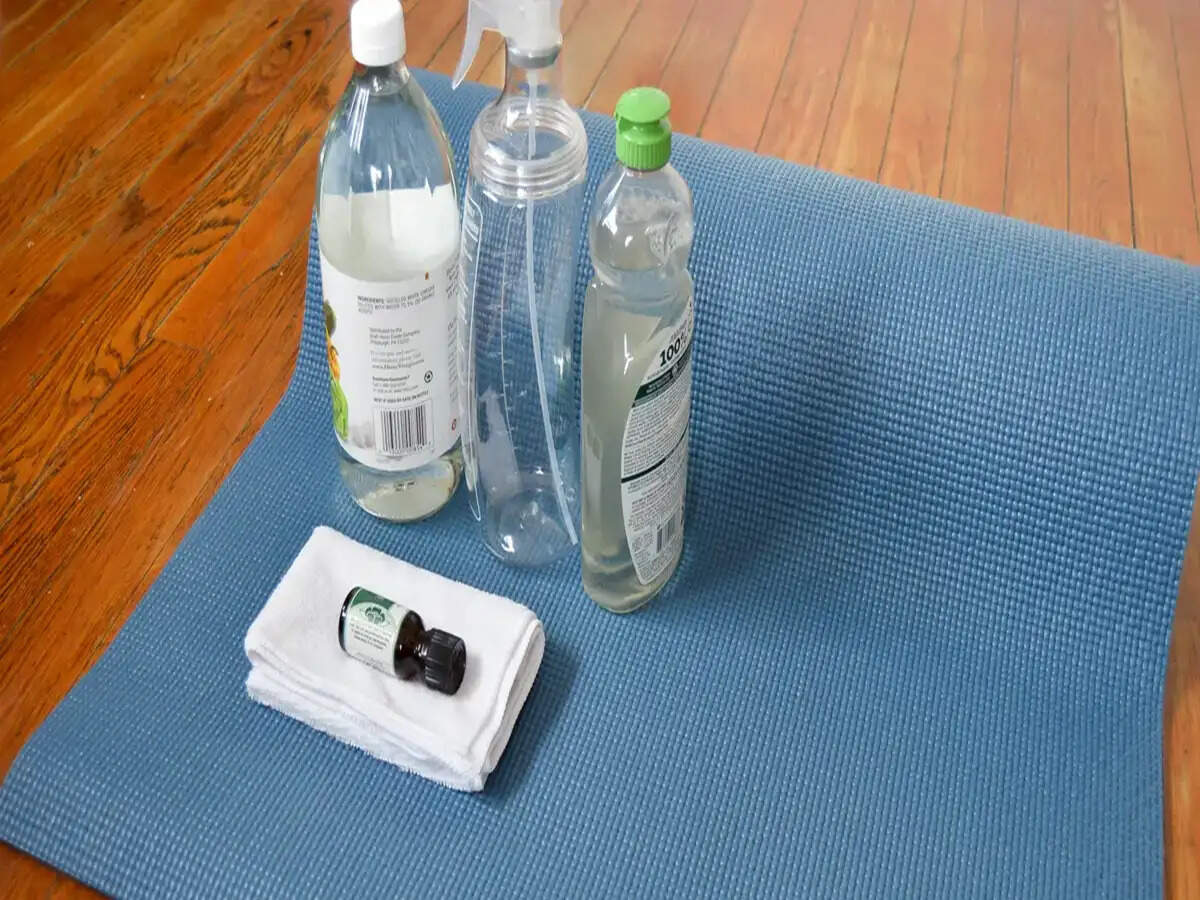 Essential Tips for Keeping Your Yoga Mat Clean and Fresh