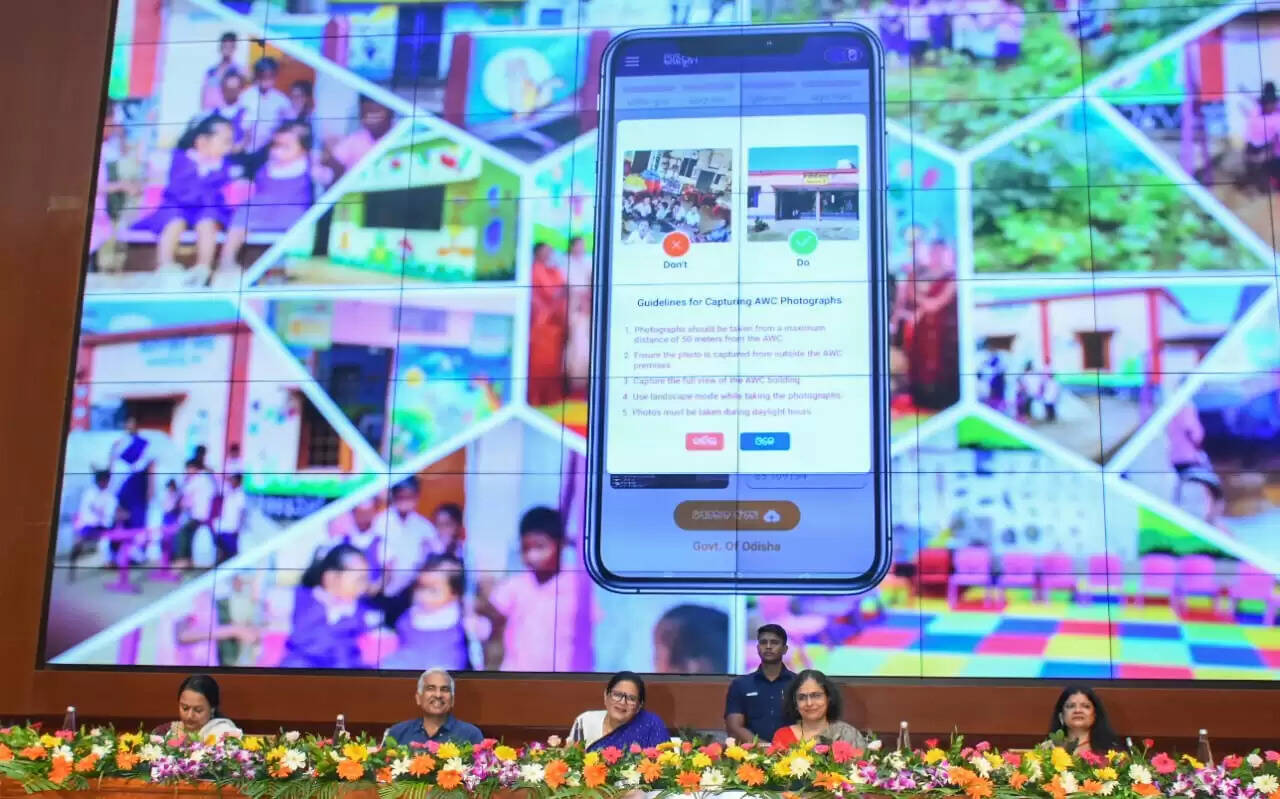 Celebrating Tradition: 20th Guru Dakshina Utsav Shines in Bhubaneswar