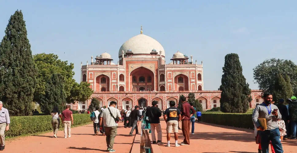 Delhi Experiences Brief Relief from Heat with Lower Temperatures