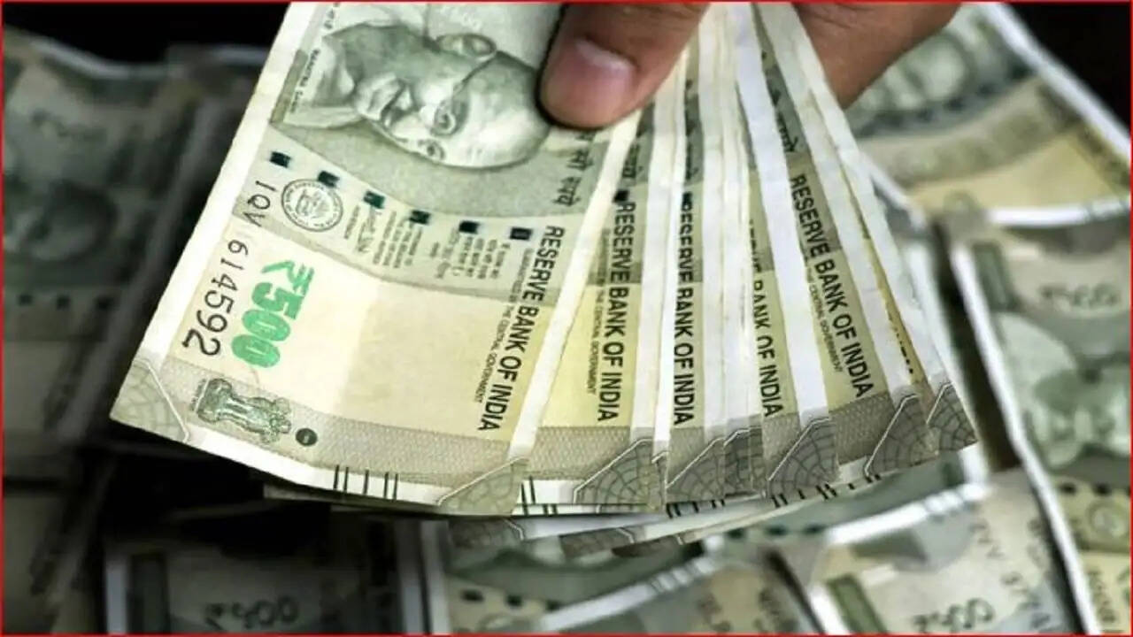 Tragic Suicide Attempt Highlights Loan Sharking Crisis in Surat