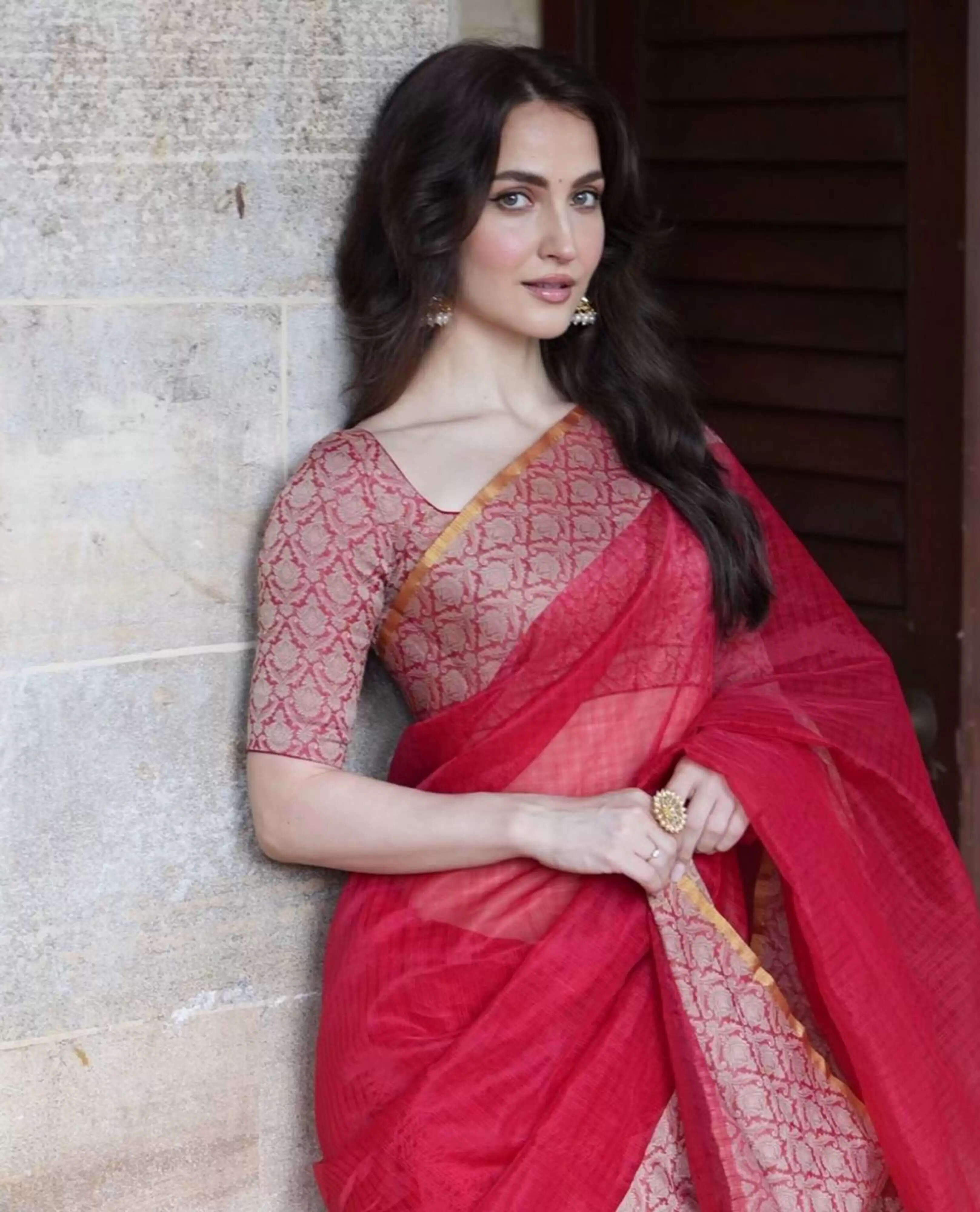 Bihar Flood Relief Efforts and Celebrity Fitness Insights