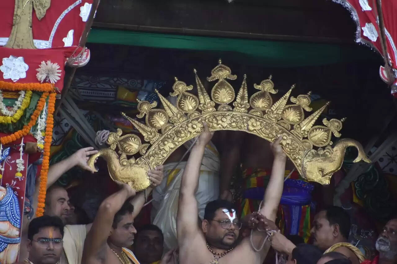 Discover the Majestic Suna Besha: A Glimpse into Jagannath's Grand Celebration