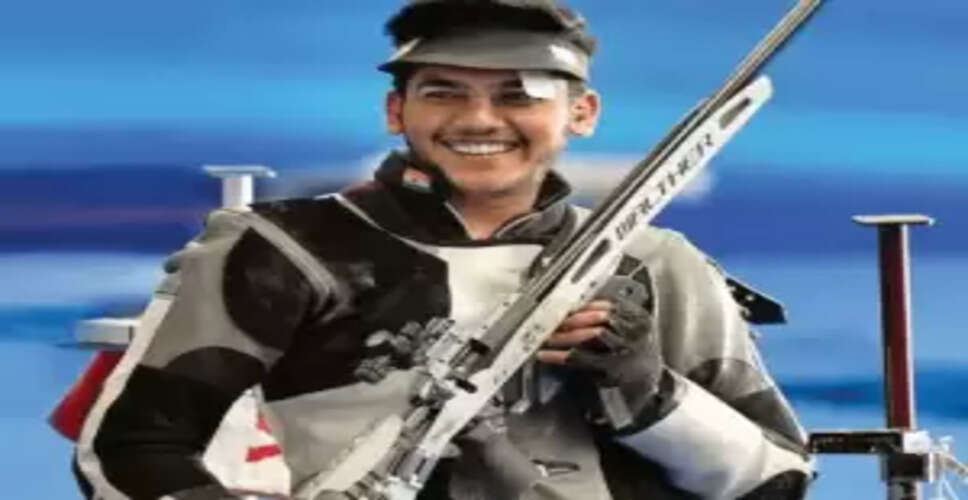 Aishwary Tomar Shines at ISSF World Cup Final, Secures Silver Medal