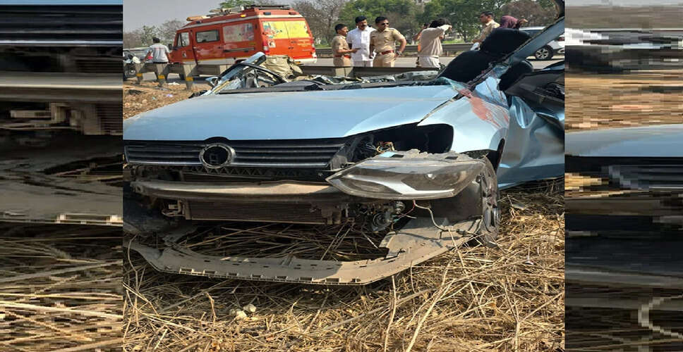 Tragic Accident Claims Lives of IIT Bombay Students on Mumbai-Pune Expressway