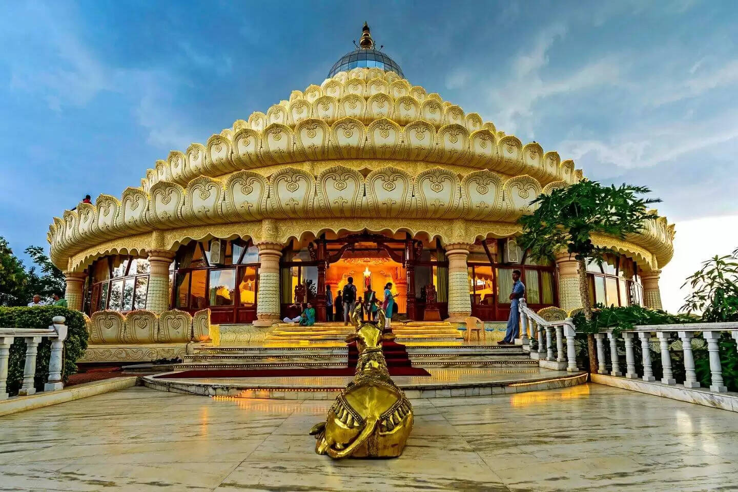 Top Ashrams in India Offering Free Accommodation