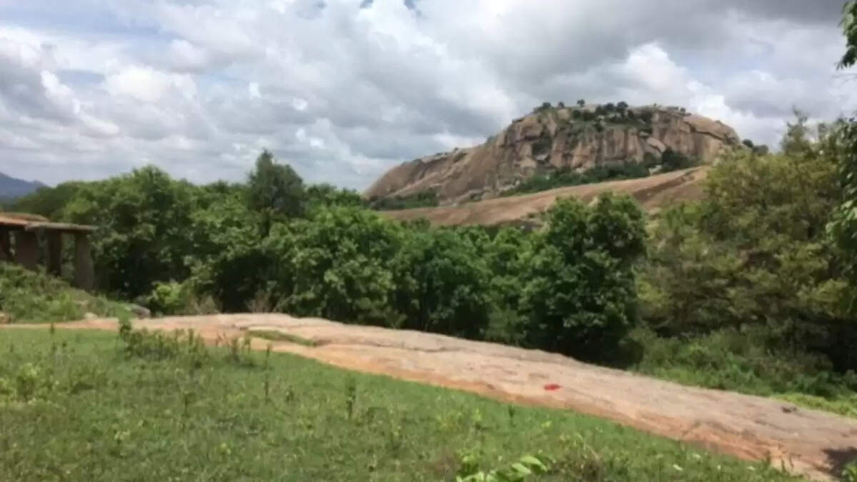 Karnataka Government Capitalizes on Sholay's Legacy with Ticket Sales for Film Site Tours