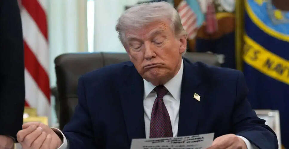 Trump Delays Military Action Against Iran Following Talks with Pakistan