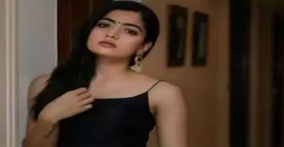 Rashmika Mandanna's Heartwarming Encounter with Fans in Japan