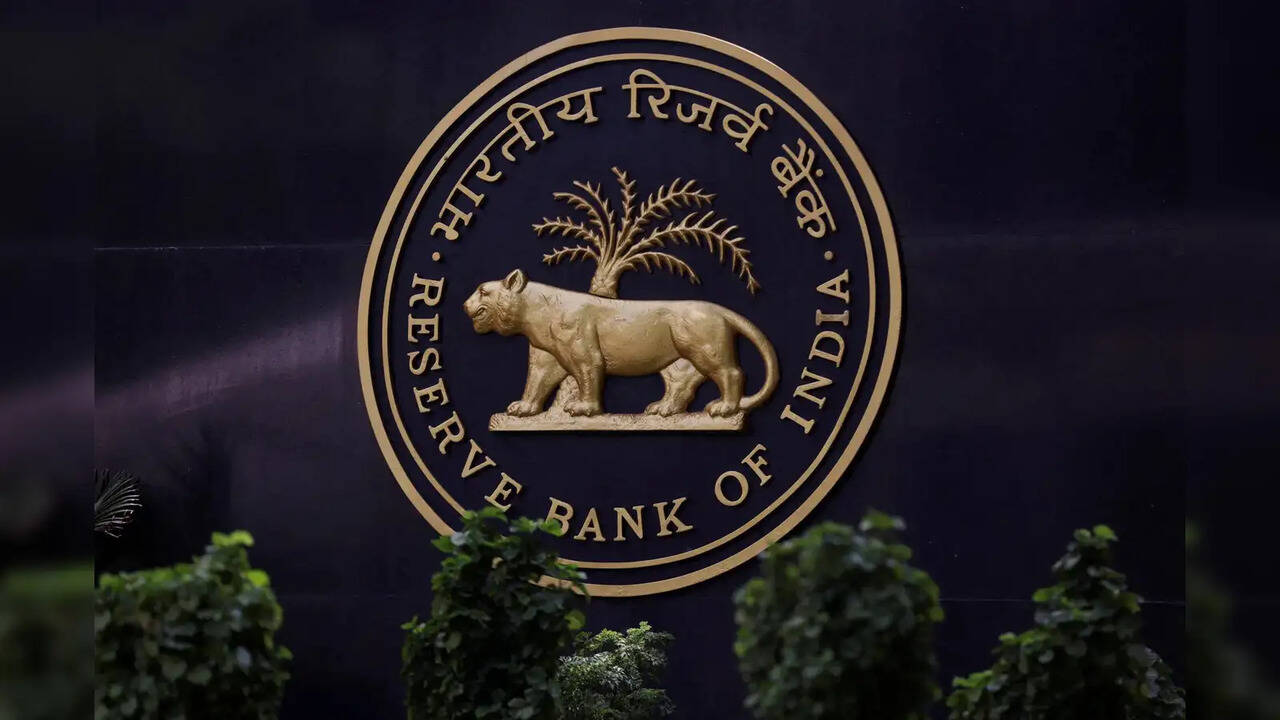 How India's Economy is Thriving Amid Global Uncertainties: Insights from the Reserve Bank