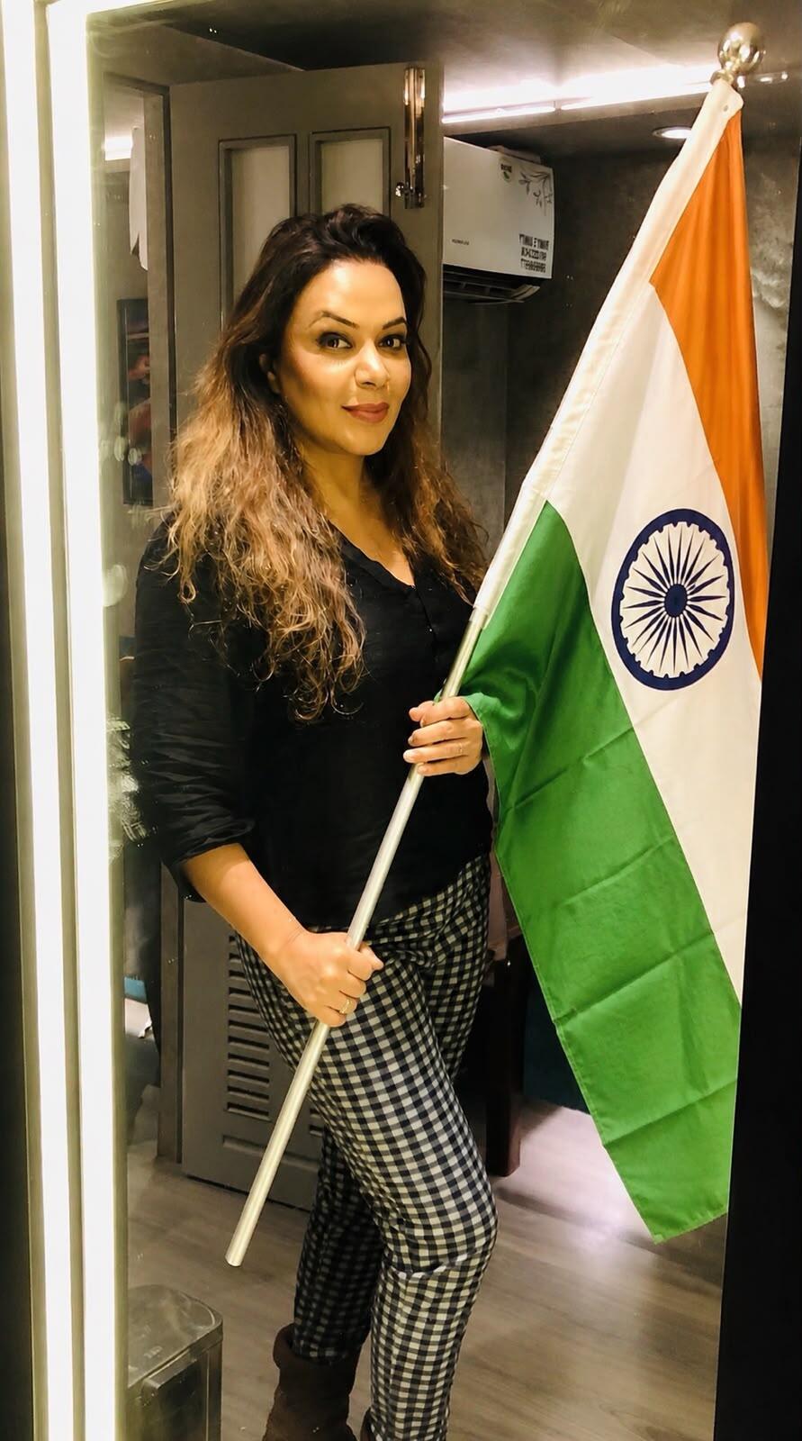 Celebrities Reflect on Patriotism and Freedom on India's 80th Independence Day