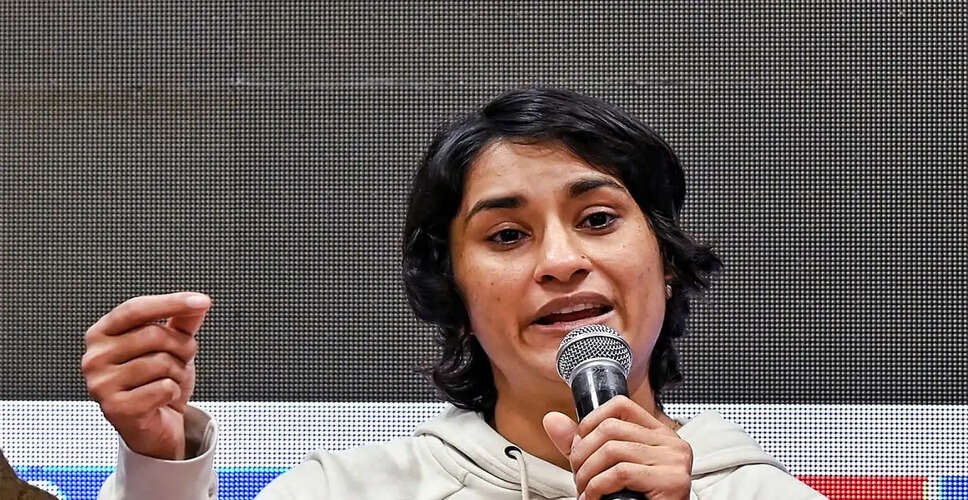 Vinesh Phogat Responds to WFI Show-Cause Notice, Confirms Participation in Upcoming Tournament