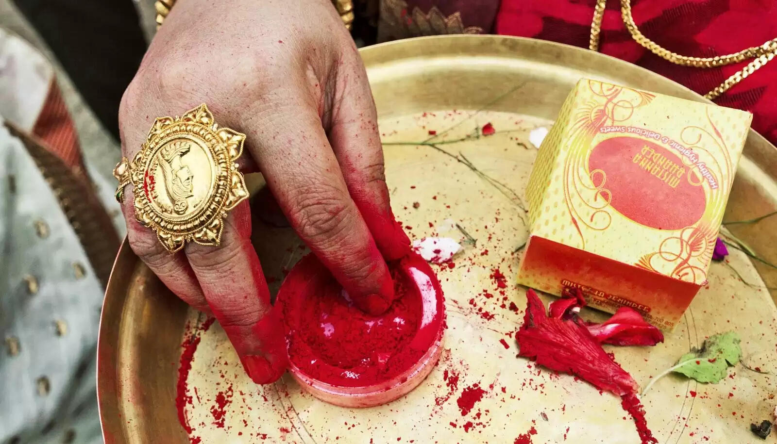 Understanding the Importance of Authentic Sindoor in Indian Marriages