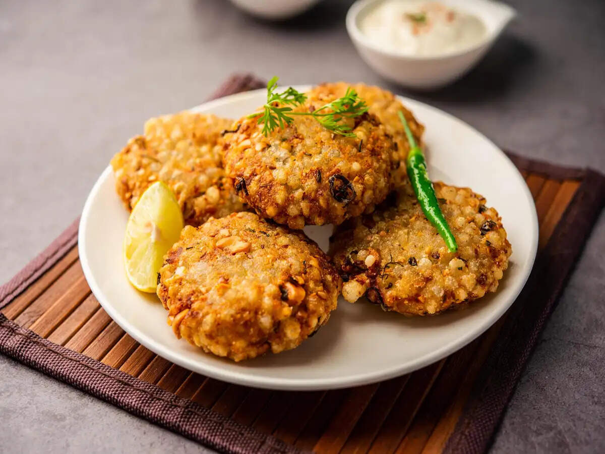 Delicious Sabudana Vada Recipe for Winter Snacking