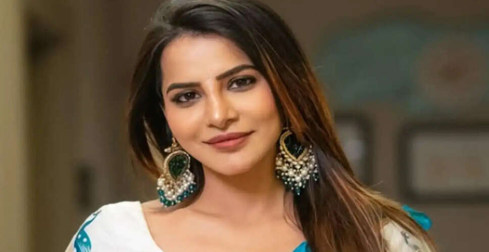 Ashu Reddy Faces Legal Issues Over Allegations of Financial Fraud