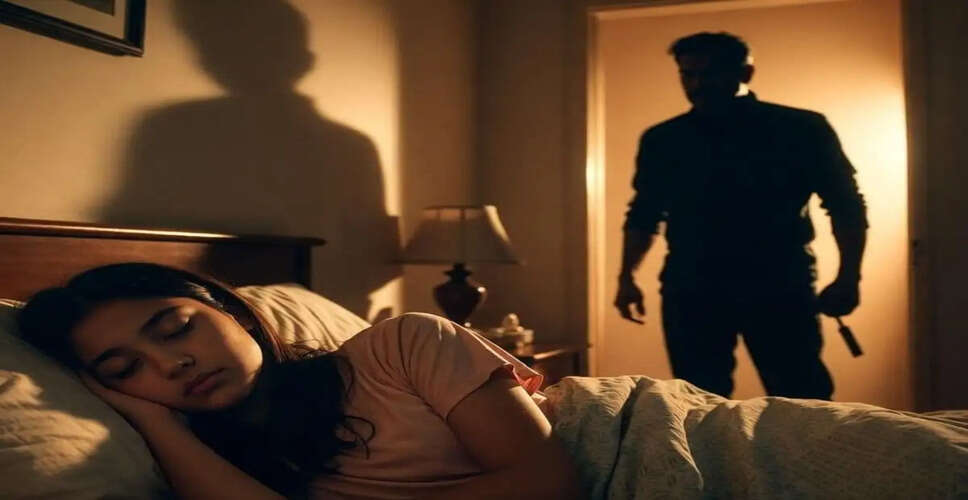 Shocking Incident in Mumbai: Father Attacks Daughter and Wife