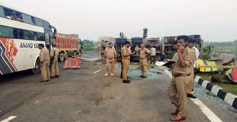 Tragic Road Accident in Rajasthan Claims 11 Lives