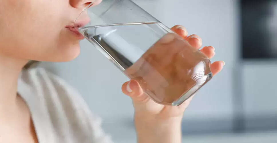 The Health Benefits of Drinking Water in the Morning