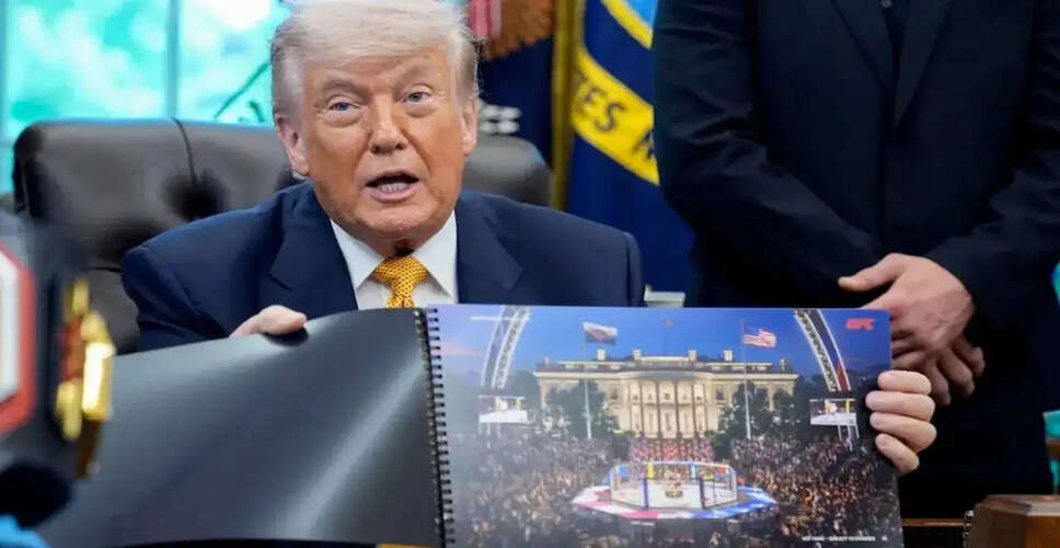 Trump Proposes Permanent UFC Arena on White House Lawn