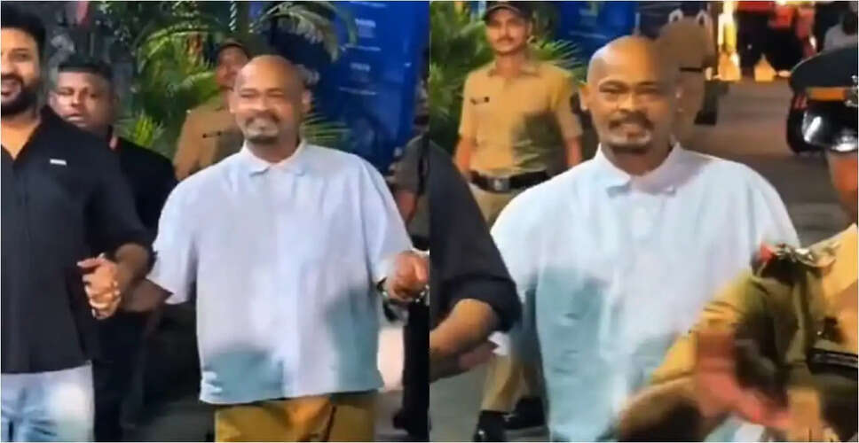 Vinod Kambli's Emotional Return to Wankhede Amid Health Struggles