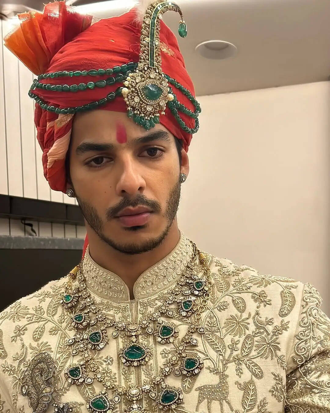 Bollywood's Bold Jewelry Trends for Men: Elevate Your Style