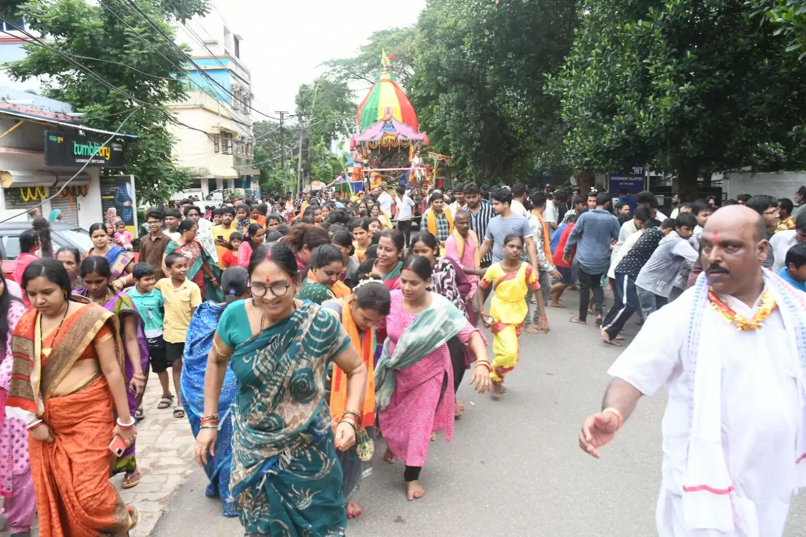 Experience the Vibrant Bahuda Yatra: Chariot Processions in Puri and Beyond