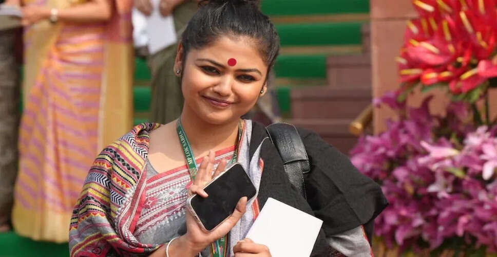 Political Dynamics in West Bengal: Sayani Ghosh Sparks Speculation