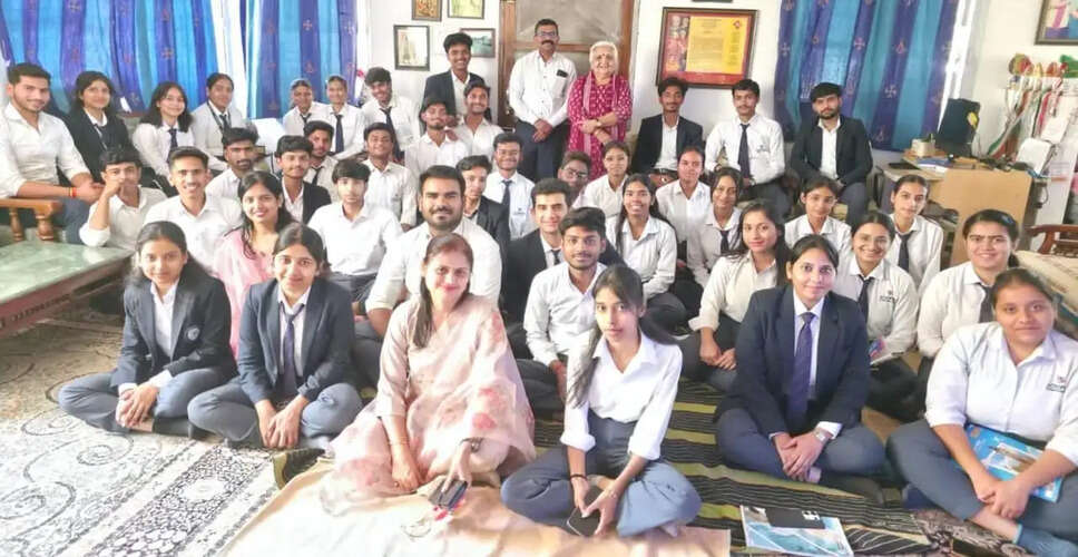 Innovative Solar Energy Initiatives Shine on National Science Day in Madhya Pradesh