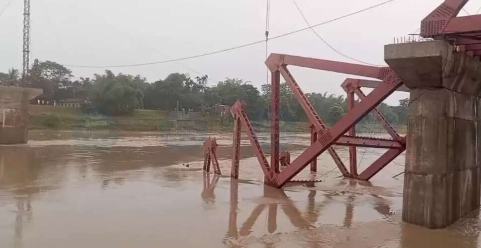 Concerns Rise Over Bridge Collapse in Borkhola Amid Heavy Rainfall