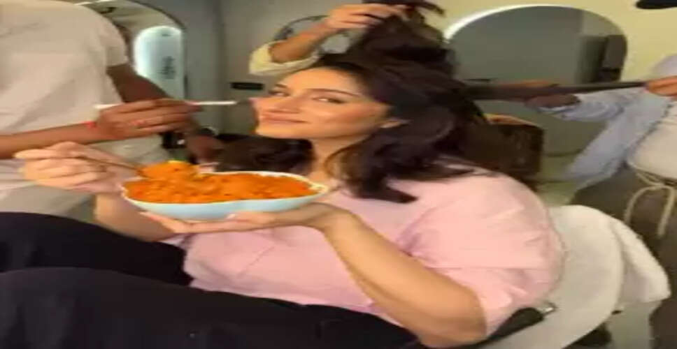 What’s Shraddha Kapoor’s New Winter Craving? A Fun Look at Her Carrot Obsession!