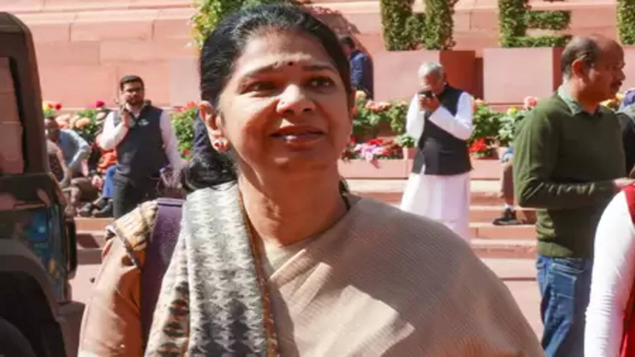 What’s Brewing in Parliament? Opposition Rallies Against Nari Shakti Vandan Adhiniyam Amendments!