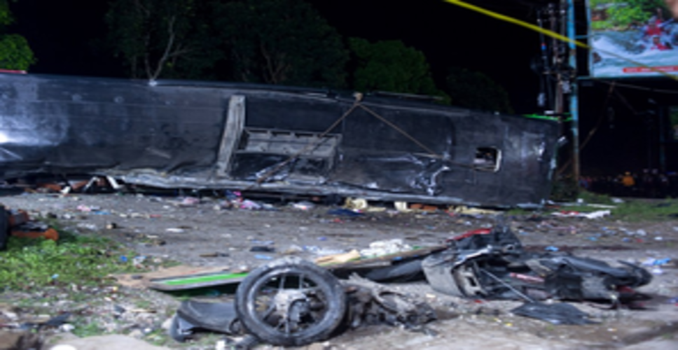 Bus crash kills 11 on Indonesia's Java island