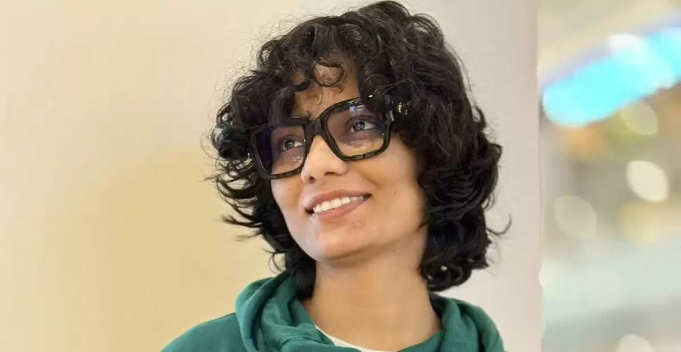 Supreme Court Provides Interim Protection to Bhojpuri Singer Neha Singh Rathore Amid Controversy