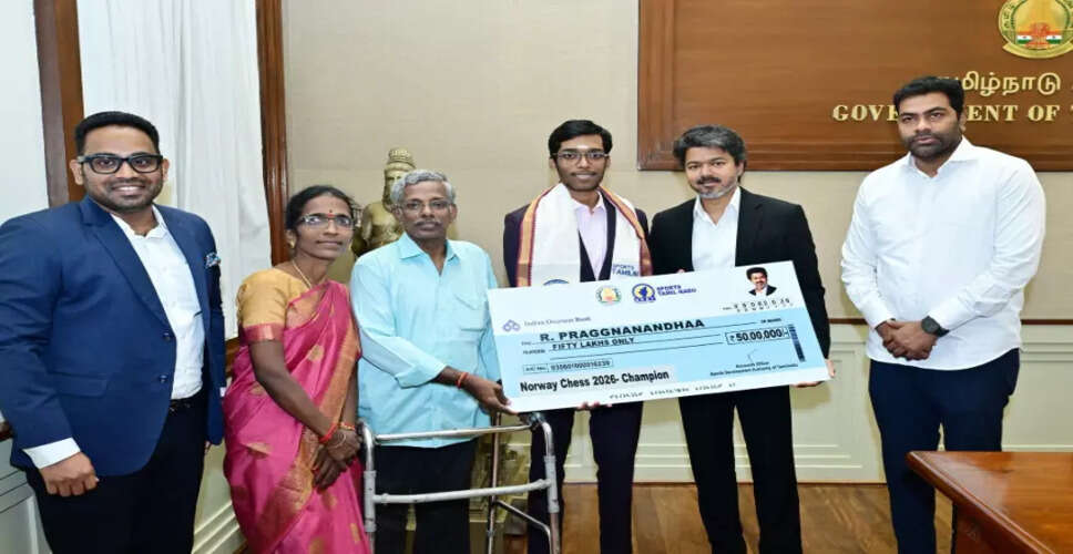 Tamil Nadu CM Honors Chess Star R. Praggnanandhaa After Norway Chess Victory