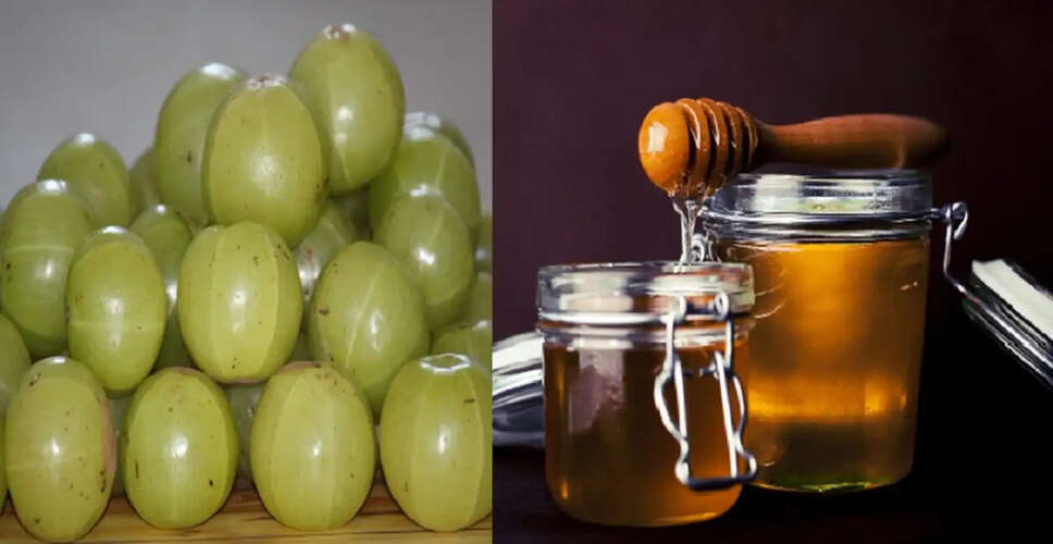 Unlocking the Health Benefits of Honey-Soaked Amla