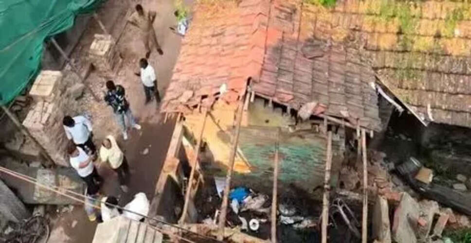 Explosions at Abandoned Clubhouse in Kolkata Cause Alarm