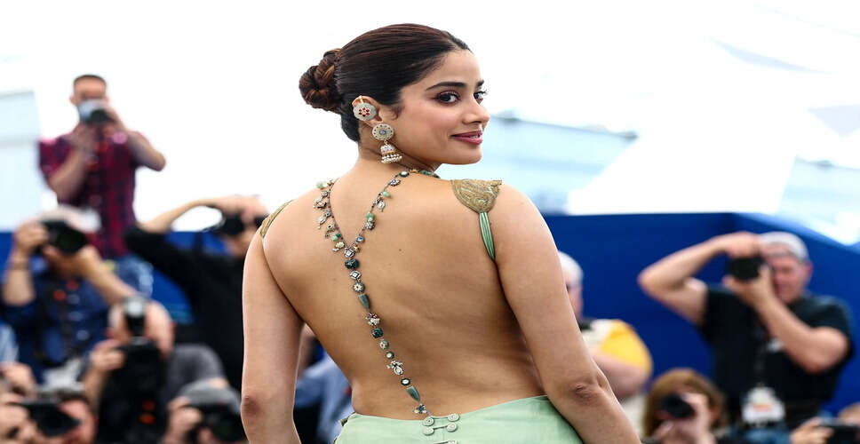 The Rise of the Backlace: A New Trend in Fashion Jewelry