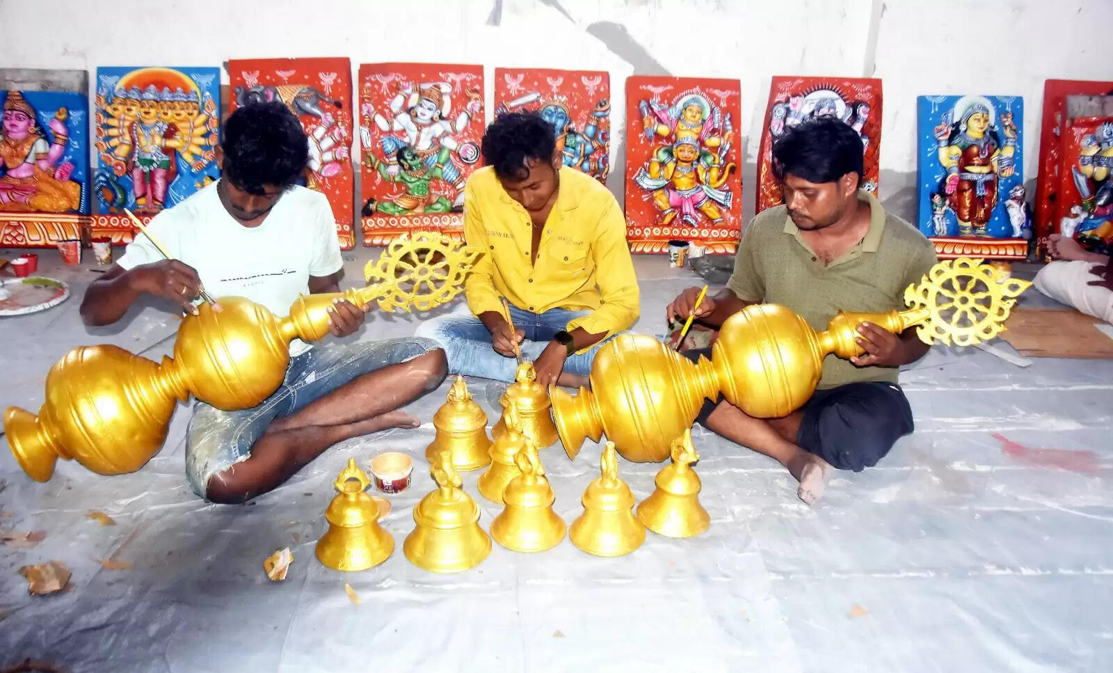 Discover the Artistic Process Behind the Chariot's Kalasa: A Closer Look