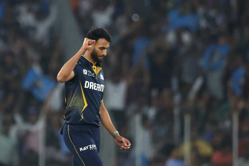 IPL 2025: Prasidh Krishna vs. Jasprit Bumrah - A Fast Bowling Showdown