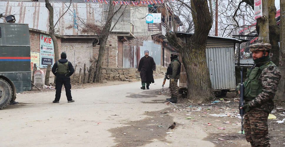 Indian Army Neutralizes Pakistani Terrorist in Uri Sector Operation