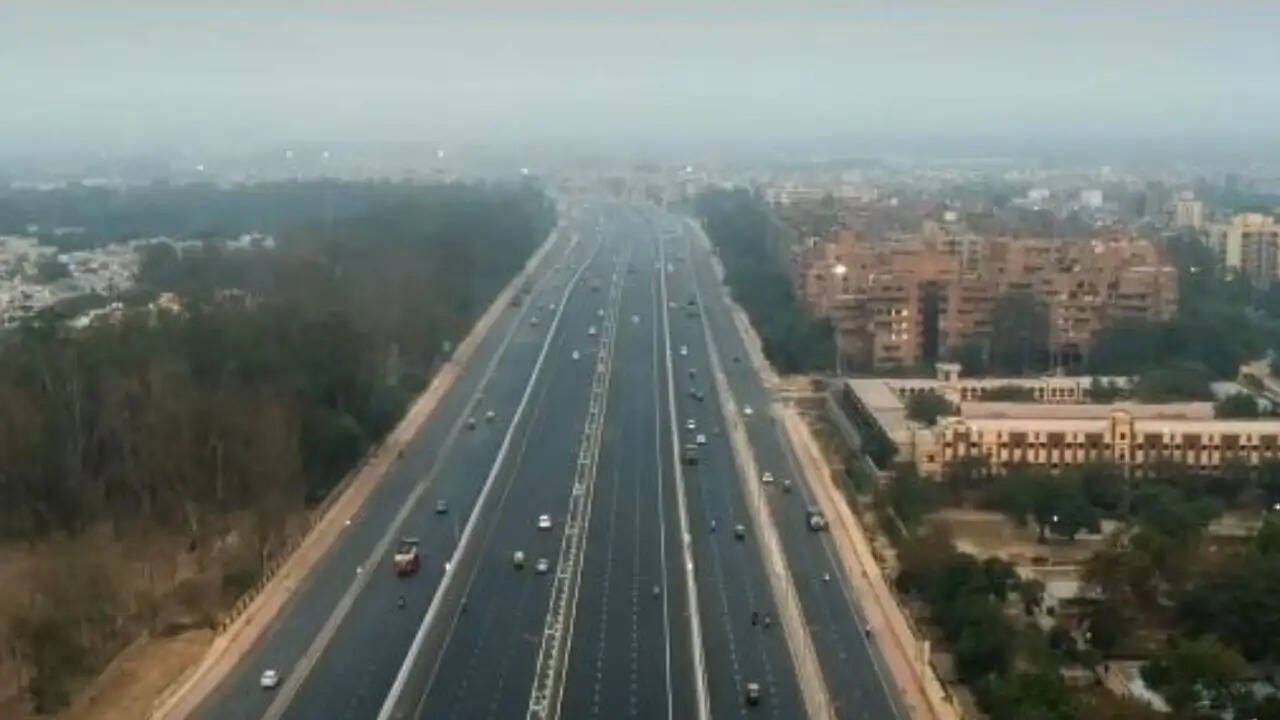 New Lucknow-Kanpur Expressway Set to Transform Travel Experience
