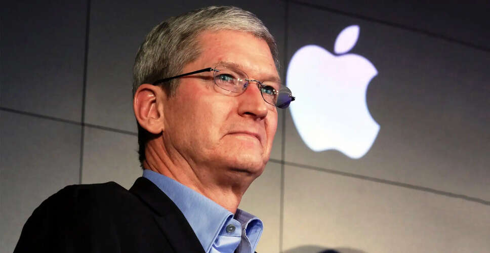 Tim Cook Bids Farewell as Apple CEO: What&rsquo;s Next for the Tech Giant?