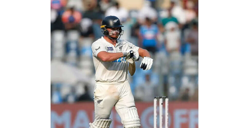 Glenn Phillips Honors Late Father with Maiden Test Century Against England