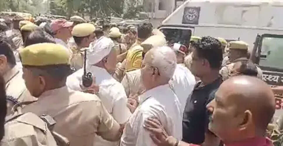 Tragic Day in Mirzapur: Lawyer Gunned Down in Broad Daylight